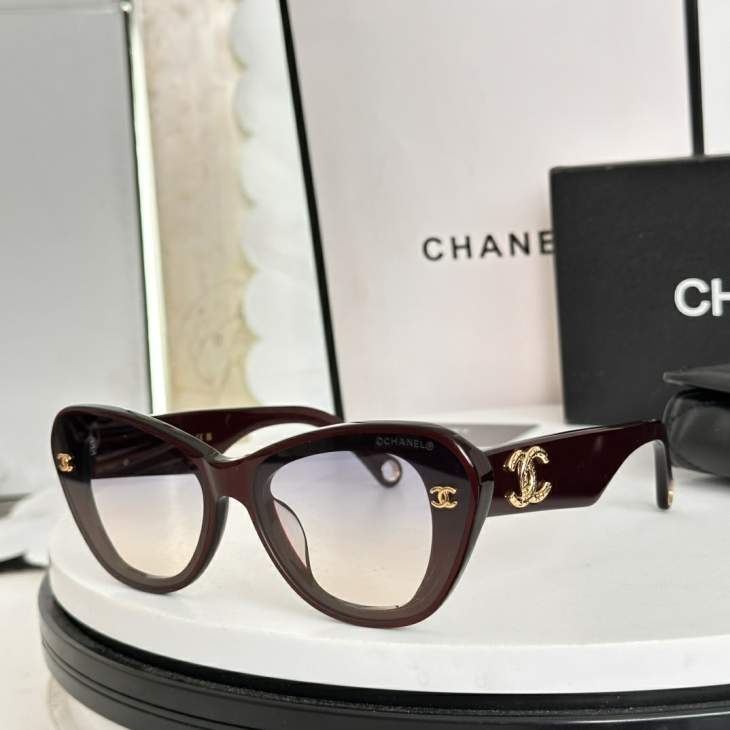 Picture of Chanel Sunglasses _SKUfw76721480fw